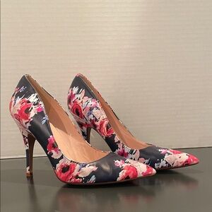 Kate Spade Vero Cuoio Multicolor Floral Heels size 6.5